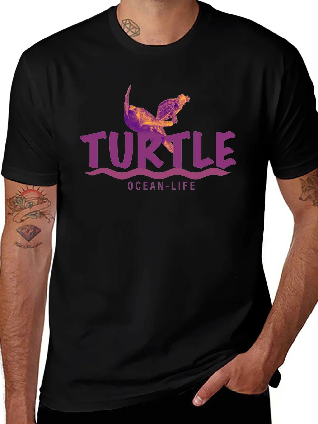Ocean-Life Turtle Graphic Tee - Stylish and Comfortable