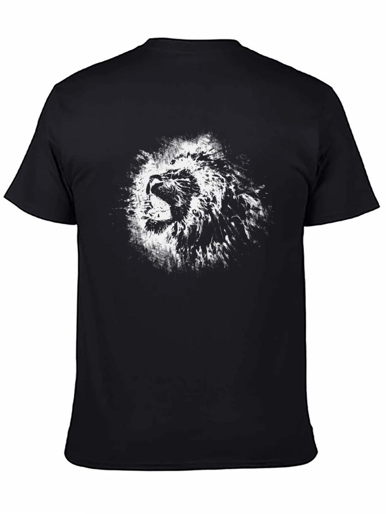 Lion Graphic Black T-Shirt - Bold Animal Print Tee